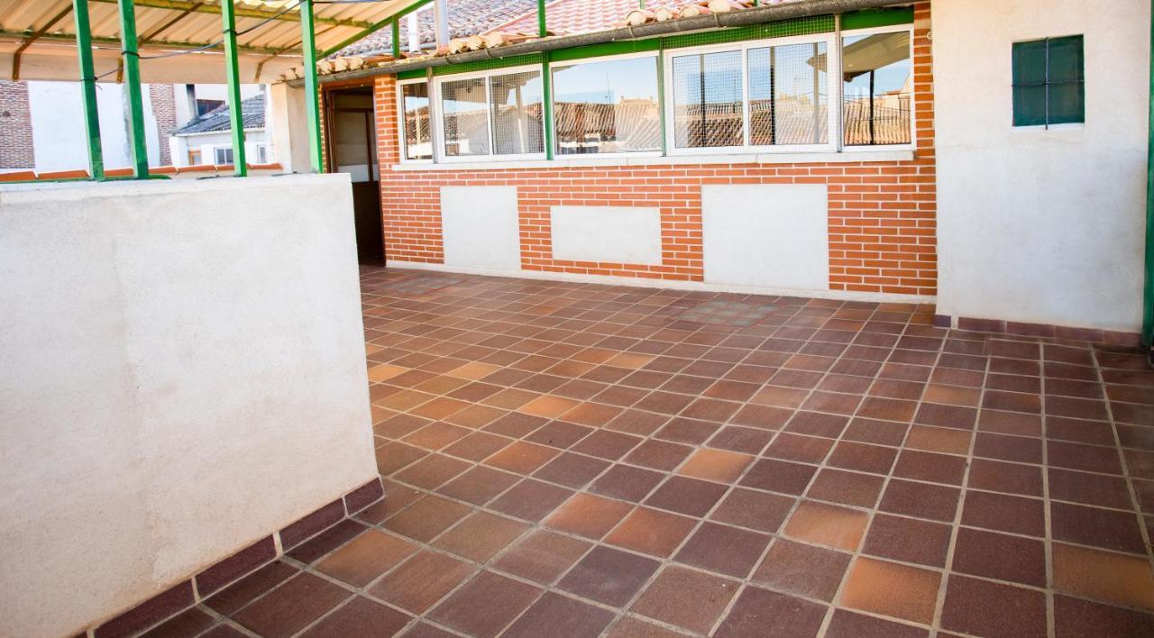 Alojaguay RUEDA, CASA MUSEO RÚSTICA-MODERNA, máxima TRANQUILIDAD con COMODIDAD Exterior foto